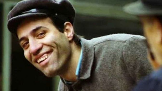 Kemal Sunal'dan KizlarSoruyor'da Yaşayacağınız Olayları Anlatan Replikler!