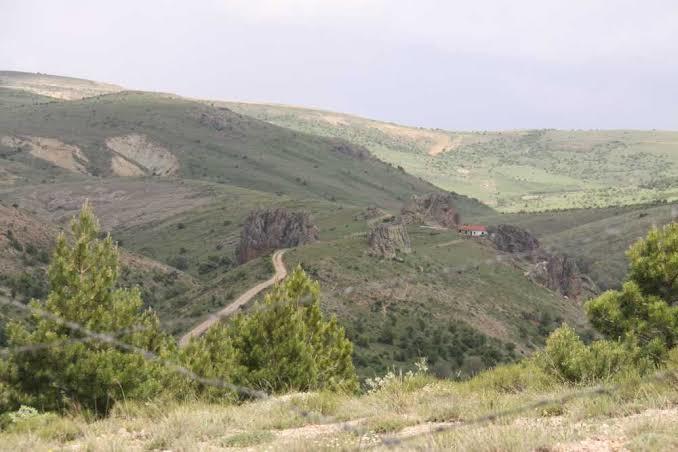 1 Türkü 1 Hikâye Yozgat Sürmelisi (Dersini Almışta Ediyor Ezber)
