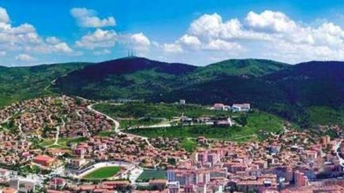 1 Türkü 1 Hikâye "Yozgat Sürmelisi" (Dersini Almışta Ediyor Ezber)