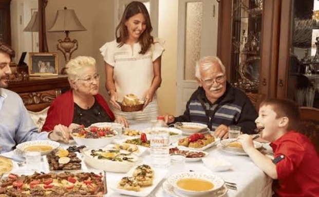 Ramazan Ayına Özel KSnin Tatlı mı Tatlı Fenomenleri ile Yaptığımız Sohbet Köşesi!