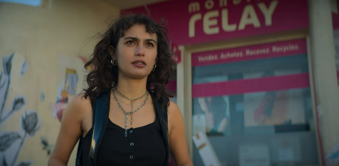 7 Farklı Beden Tek Bir Kız: Zamanda Yolculuğa Yeni Bir Soluk Getirecek Mini Dizi: Léanın 7 Yaşamı