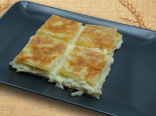 Sahurda Yemelik Çıtır Çıtır Su Böreği Tarifi!