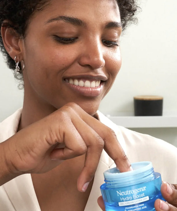 Kuru ya da Yağlı Cilt Problemi İle Savaşanlar: Neutrogena Hydro Boost Water Gel İle Tanışıyoruz!