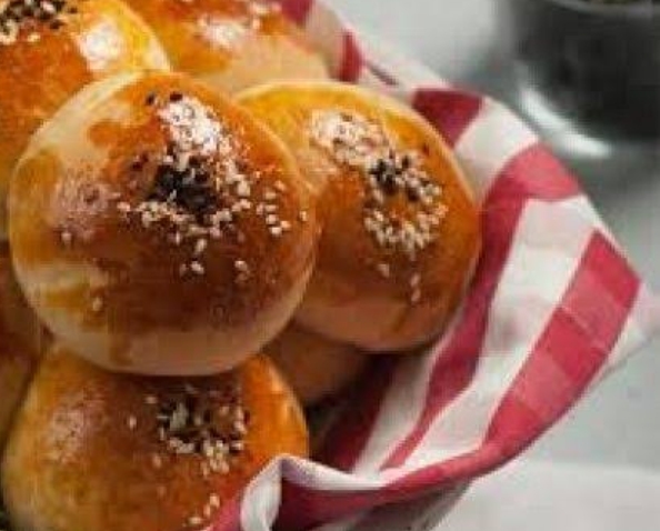 Sahurda Yemelik Mis Gibi Yumoş Yumoş Poğaça Tarifi!