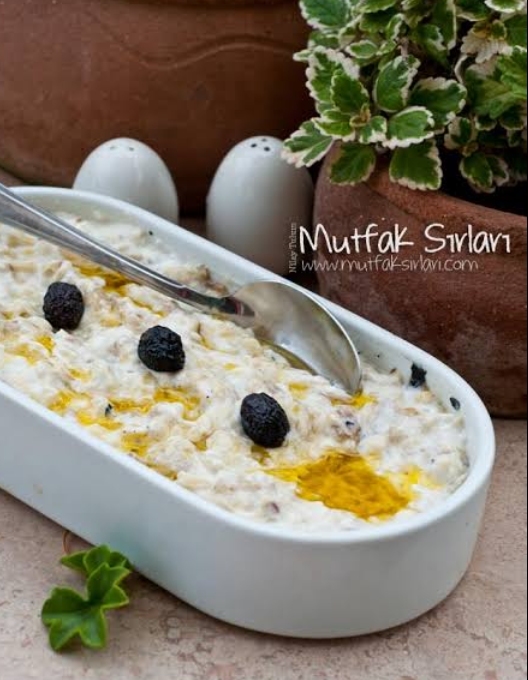 Yarınki İftar Menüsü İçin Yemek Yapacaklara Fikir!
