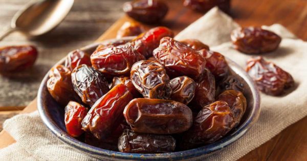 İftarda Hurma Yemenin Faydaları