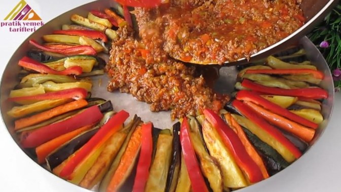 Size Yüksek Düzeyde Besleyici Yemek Tarifi Veriyorum. Gelin Bence'me!