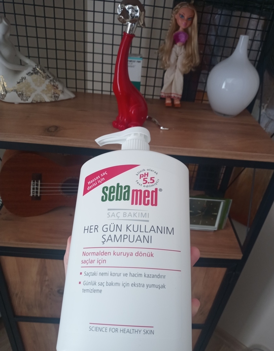 Sebamed Şampuan Çeşitlerini İnceliyorum