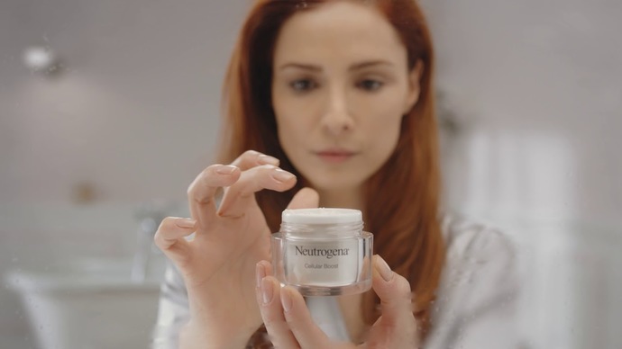 Neutrogena Cellular Boost Yaşlanma Karşıtı Gündüz Kremi İncelemesi, Yorumları, Avantajları ve Dezavantajları