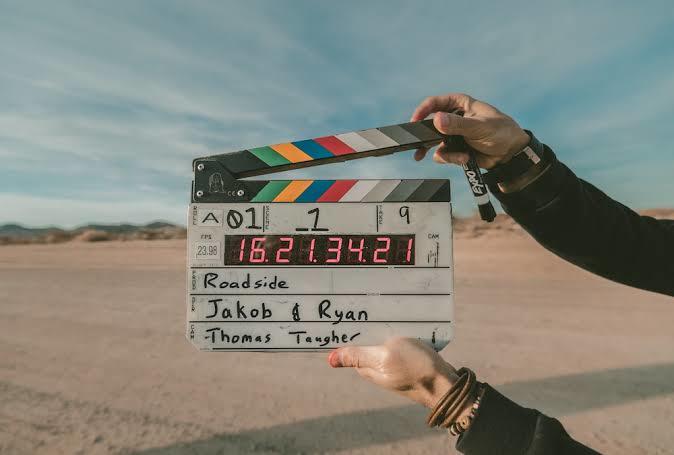 🎬🥸