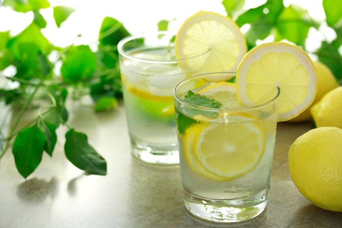 Limonlu Su İçmenin Faydaları!