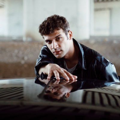 Yaz Dizilerinin BadBoyları: Kötü Erkekler Neden Çekicidir?