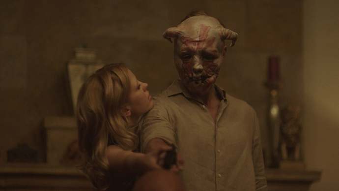 Tatil Beldesine Giden Çiftin Yüzleştiği Korkunç Kültür: Infinity Pool