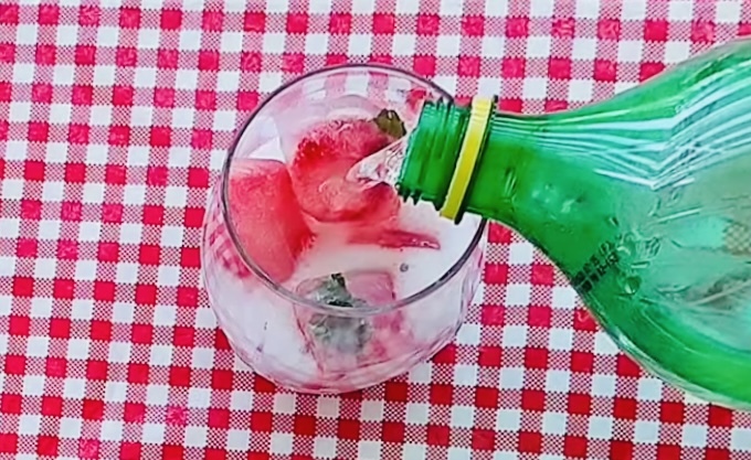 🥂