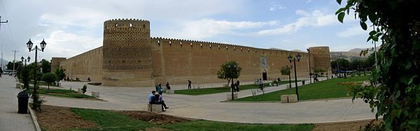 Ağa Muhammed Han ve Kardeşinin Tutulduğu Saray