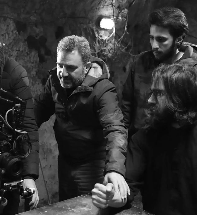 O, Korku Filmlerinin Efsane İsmi: Siccin, Mahlûkat, Musallat Filmlerinin Yönetmeni Alper Mestçi Son Filmi ile KızlarSoruyorda!