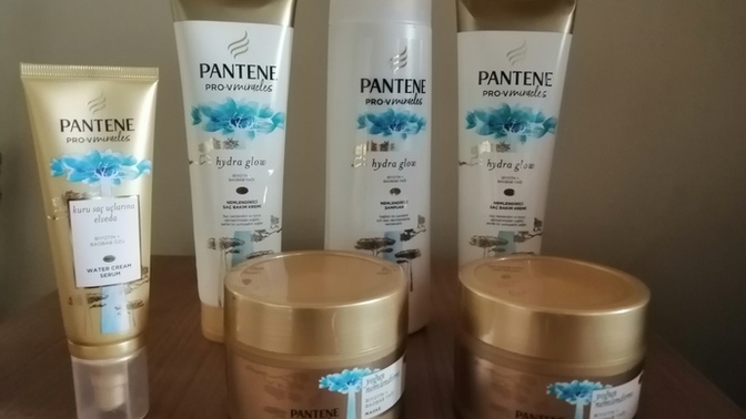 Yeni Pantene Miracles Hydra Ailesiyle Tanıştım! Kuru Saçlarım Eskisinden Daha Nemli Artık!