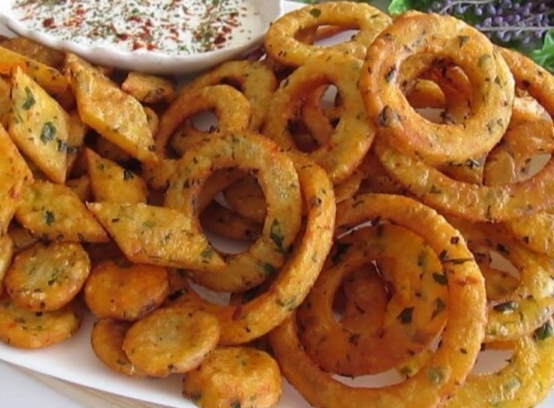 Pazar Kahvaltılarımızın Vazgeçilmezi Olacak Çıtır Patates Halkaları Yapıyoruz!