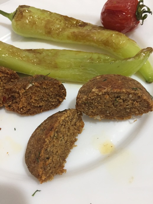 Bayat Ekmeğin Varsa Buraya! Bayat Ekmek Köftesi Tarifi
