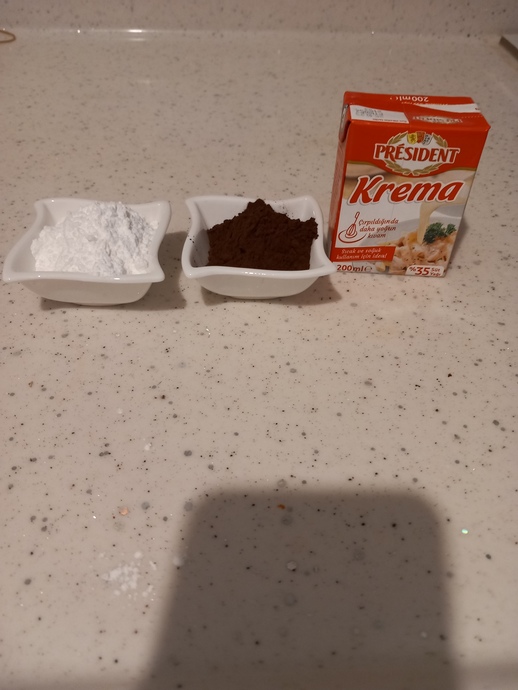 Havalar Çok Sıcak, Sadece 3 Malzeme ile Yazın En İhtiyacımız Olanı, Dondurma Yapıyoruz!😎🥰