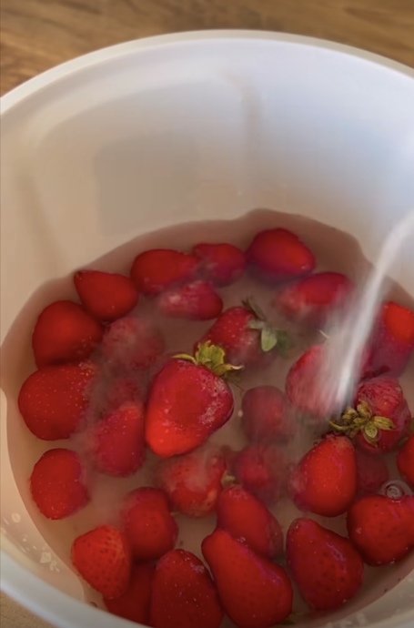 15 dakika bekliyorlar 🍓