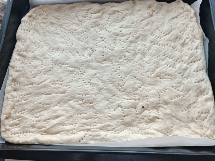 Dışarıda Yediklerinizi Aratmayacak Bir Pizza Tarifi 🍕