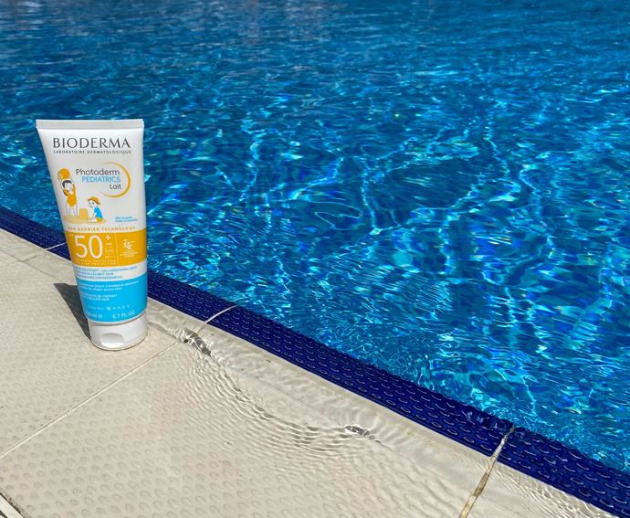 Yeğenimle Havuz Keyfimiz Bioderma Pediatrics Lait SPF 50 Koruması Altında!