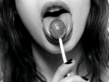 👅