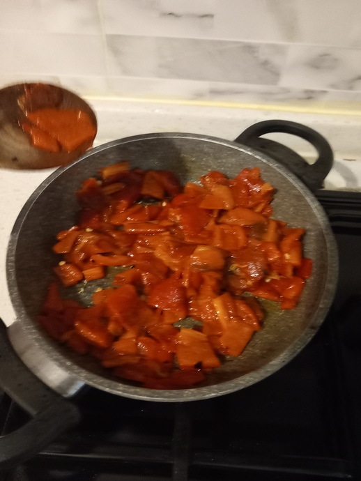 Kapya Biberin Yoğurtla Buluşması! Gelin, Enfes Bir Yaz Salatası ve Meze Yapalım😍