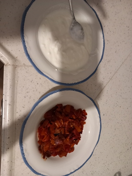 Kapya Biberin Yoğurtla Buluşması! Gelin, Enfes Bir Yaz Salatası ve Meze Yapalım😍