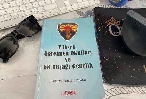 Kitabın geliri eğitim bursuyla gen&ccedil;lere gidiyor.