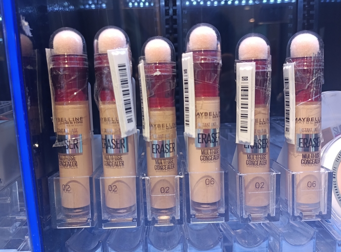 Maybelline Instant Eraser Concealer