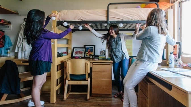 Valizimi Kaptım Geliyorum Üniversite! Yurda Yerleşecek Üniversite Öğrencileri İçin İhtiyaçlar Listesi