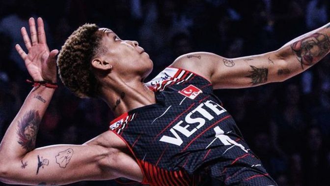 Yeni Gözdemiz, Milli Voleybolcumuz Vargas Hava Yollarını Yakından Tanıyalım!