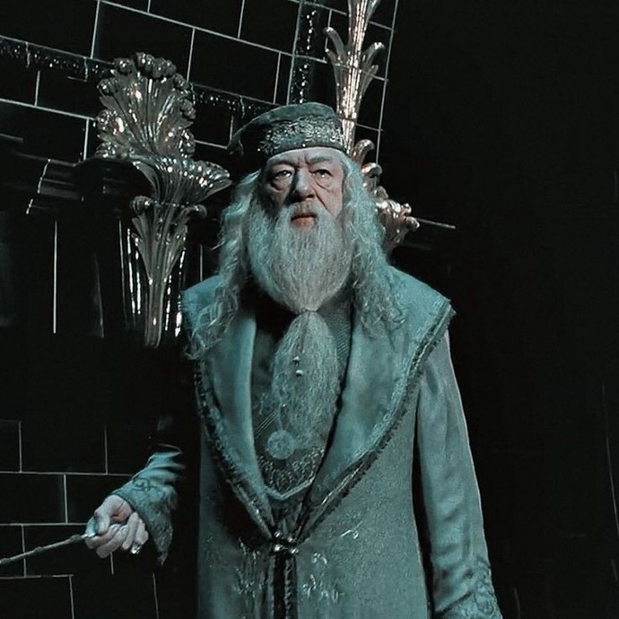 Asalar Havaya! Michael Gambonun Vefatı Üzerine: Hepimizin Kalbine Taht Kuran Albus Dumbledoreun Unutulmaz Sözleri