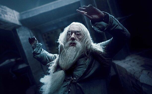 Asalar Havaya! Michael Gambonun Vefatı Üzerine: Hepimizin Kalbine Taht Kuran Albus Dumbledoreun Unutulmaz Sözleri