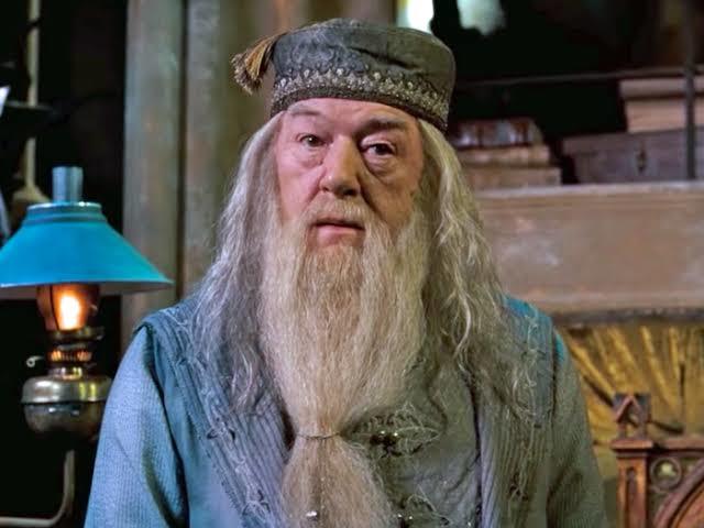 Asalar Havaya! Michael Gambonun Vefatı Üzerine: Hepimizin Kalbine Taht Kuran Albus Dumbledoreun Unutulmaz Sözleri