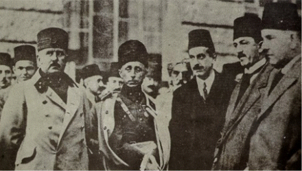 Türkiye ve Demokrasi Sorunu - Parti Kapatmak, İdamlar, Haksızlıklar, Darbeler
