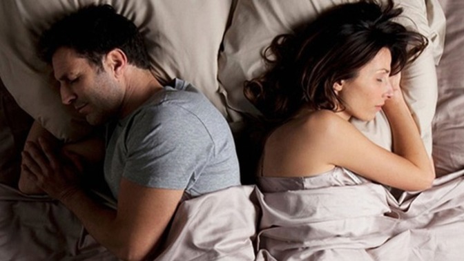 İlişki Durumunuzu Yansıtan 5 Uyku Pozisyonları Değerlendirmesi 🛏️