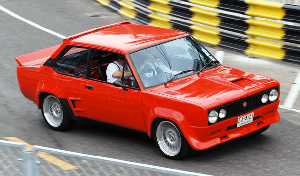 Efsane Arabalar: FIAT 131