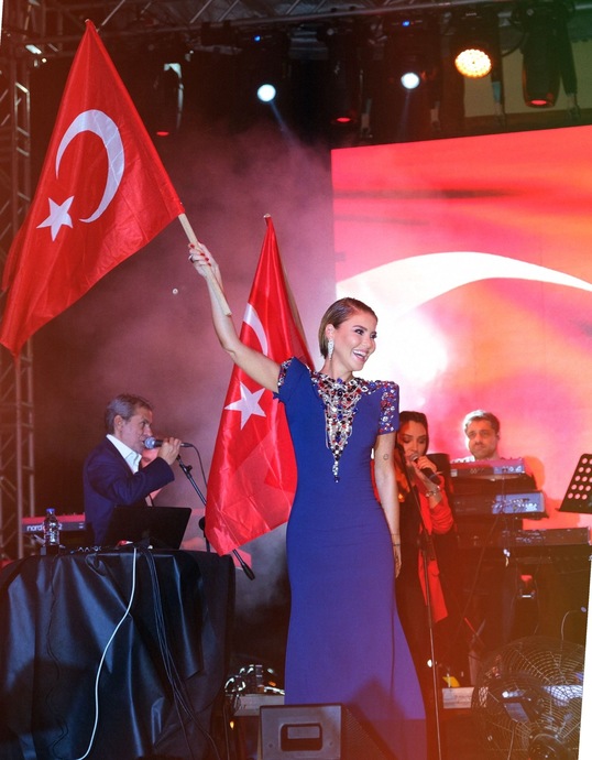Cumhuriyet Bayramımız 100. Yıla Yakışır Coşku Dolu Konserlerle Kutlandı!