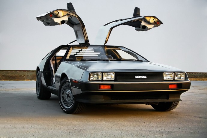 Efsane Film Arabaları: DMC DeLorean