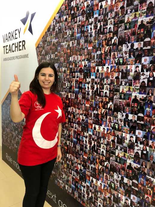 2018’de Dünyanın En İyi 10 Öğretmeni Arasına Girerek Eğitim Nobeli’ne Aday Gösterilen İlk ve Tek Türk Öğretmen Nurten Akkuş Bizimle🖊️📚📖