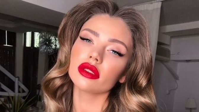 Son Zamanlarda Kullandığım ve En Sevdiğim Makyaj Ürünlerini Açıklıyorum! Part 2💄