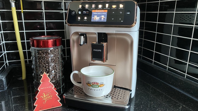 Sosyal Medyada Viral Olan O Kahve Makinesini Deniyorum: Philips LatteGo ile Latte Macchiato Yapıyorum! ☕️