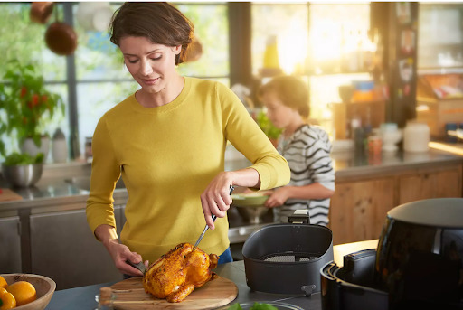 ⭐️ Listenin favorisi: Minimum yağ ile maksimum lezzet ondan sorulur. Aile boyu yemekler pişirebilen Philips Airfryer XXL mutfaktaki en büyük yardımcın olacak, hemen göz at!