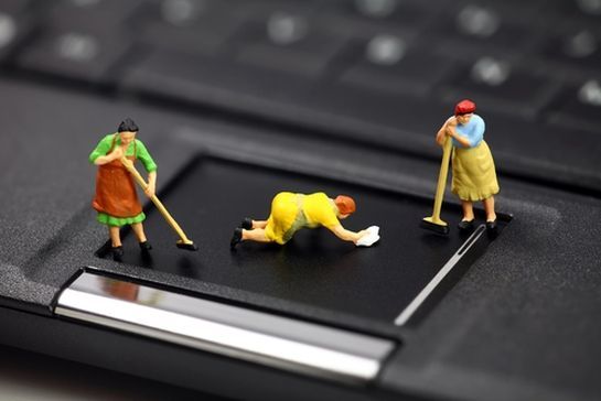 Canlar Sıkılmasın, Eşyalar Bozulmasın Diye Elektronik Cihazlarınızı Nasıl Temizlemeniz Gerektiğini Anlatıyorum!