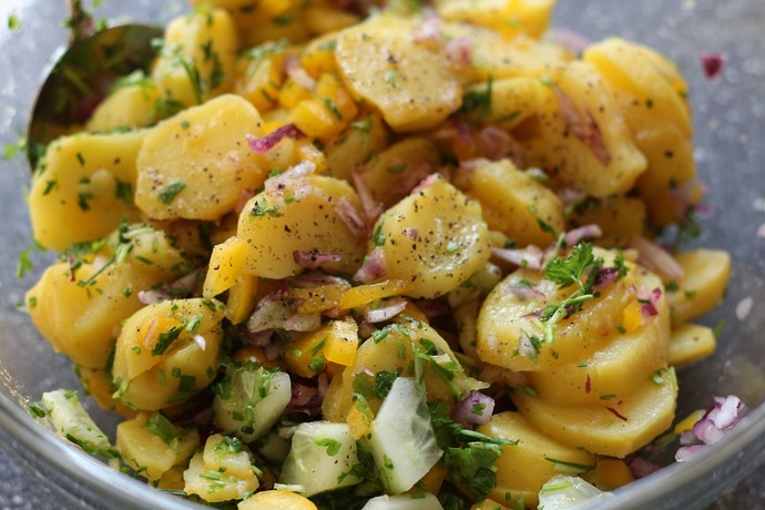 Yılbaşı Sofrasına Yakışacak 5 Salata Tavsiyem!