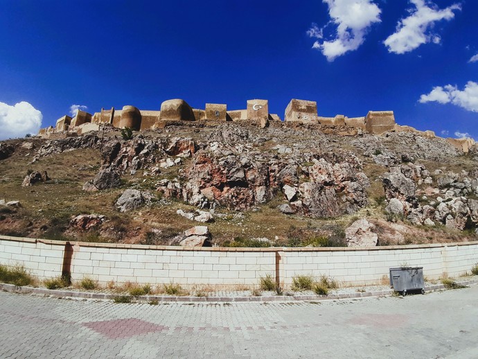 Bayburt Kalesi, Merkez