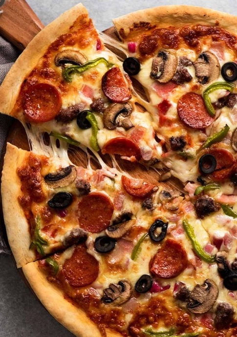Hazırlara Meydan Okuyan Pizza Tarifi